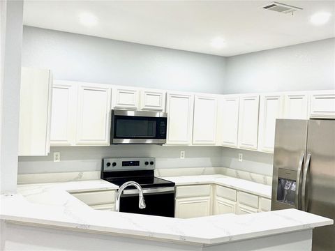 2324 homewood Lane Grand Prairie TX 75050