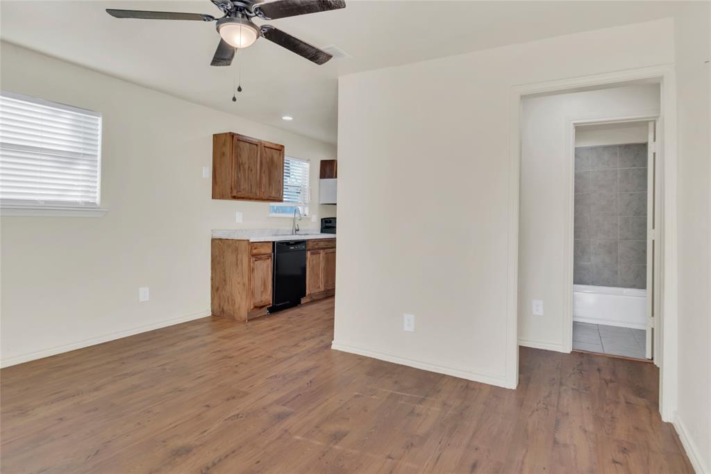 5432 Houghton Avenue