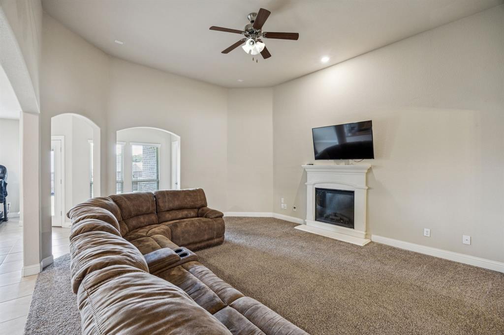 Woodridge Estates Ph Four - Residential