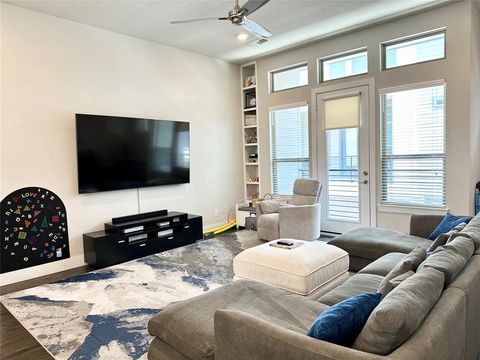 4226 Roseland Avenue 203 Dallas TX 75204