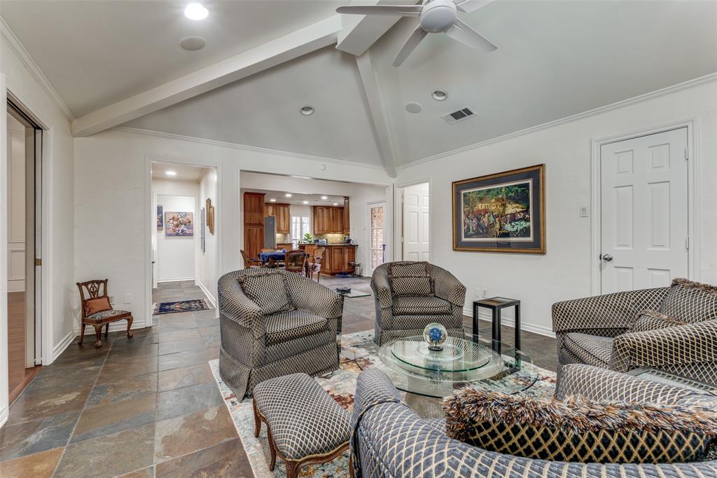 11723 Pine Forest Drive