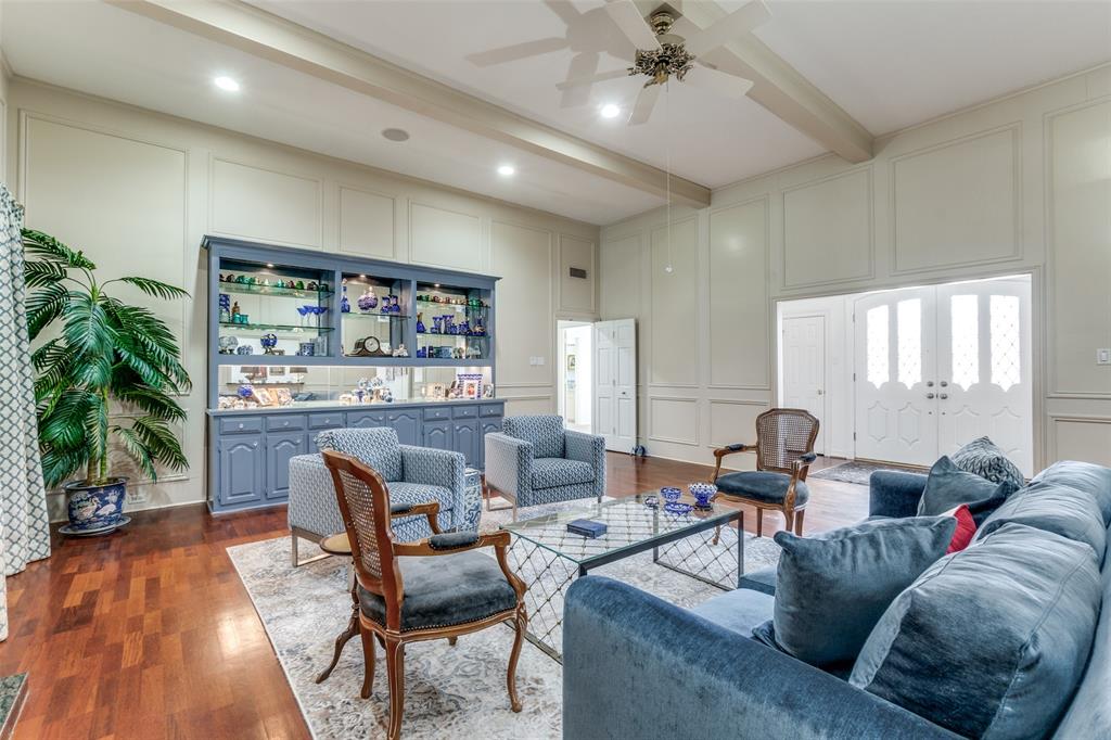 11723 Pine Forest Drive
