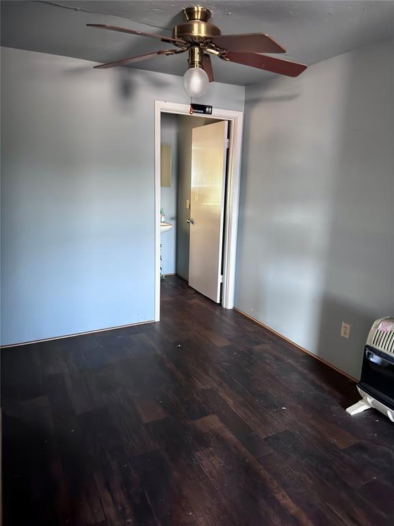 Woolen Mills Add - Commercial Lease