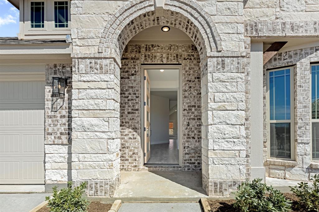 1021 Windsong Drive