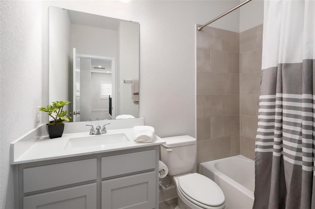 Little Elm, Texas 75068, United States, 4 Bedrooms Bedrooms, ,3 BathroomsBathrooms,Residential,Active,256669