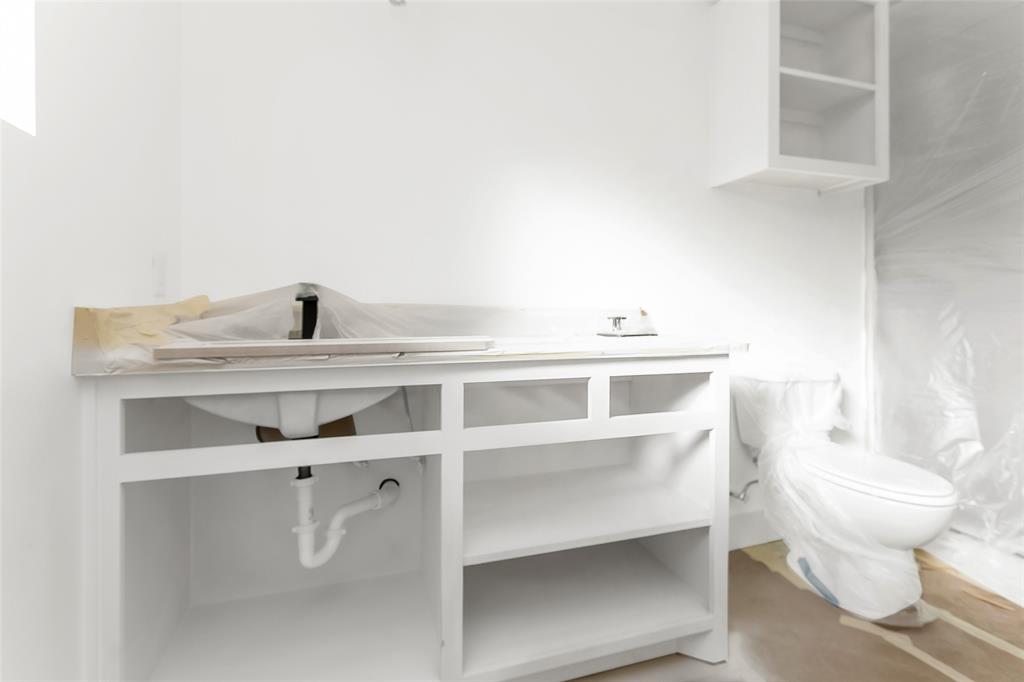 Holloway Add - Residential Lease