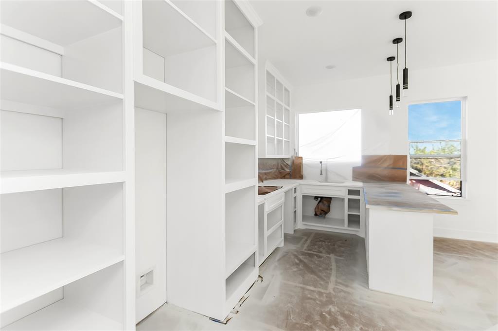 Holloway Add - Residential Lease