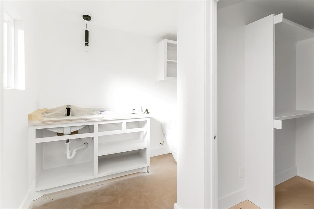 Holloway Add - Residential Lease