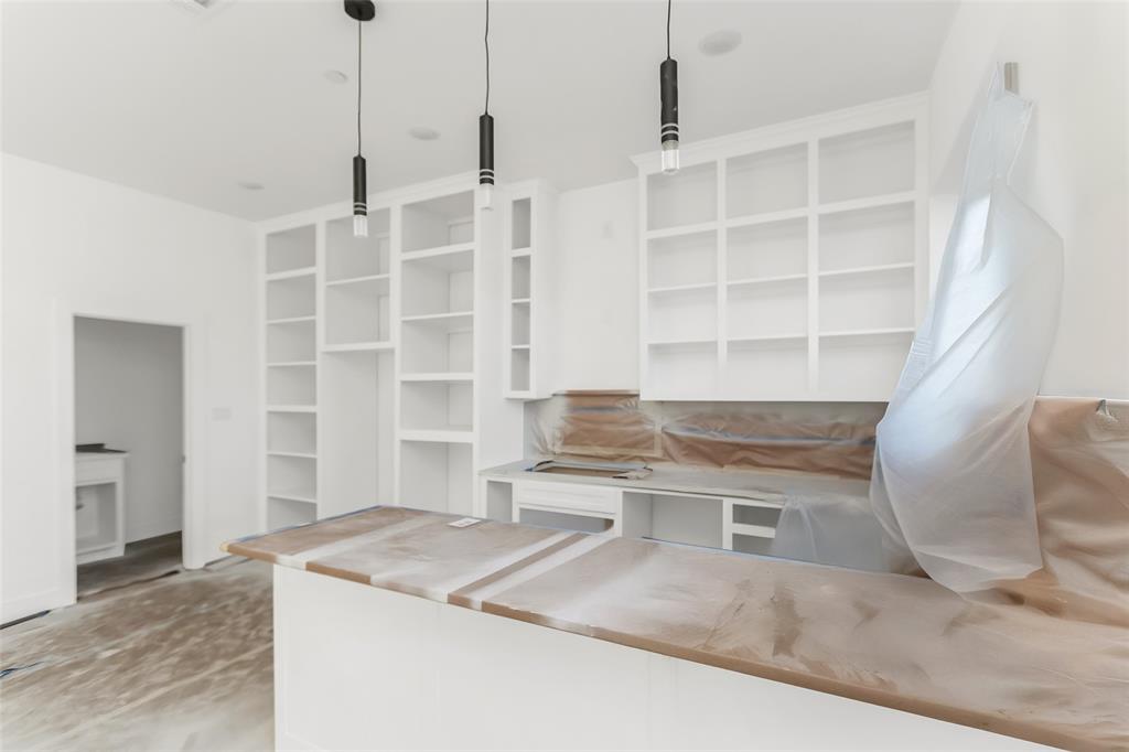 Holloway Add - Residential Lease