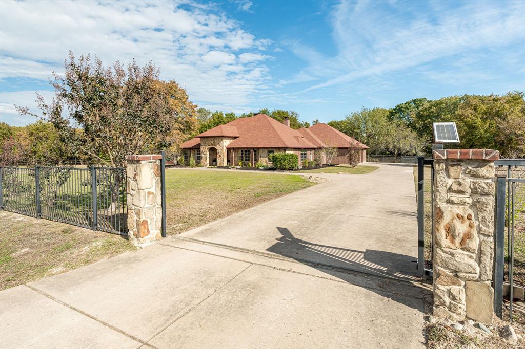 1455 Rabbit Run Road