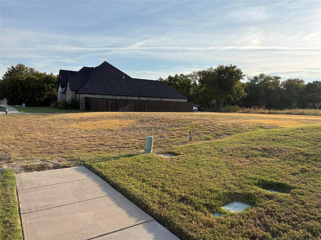 2505 Elaine Drive