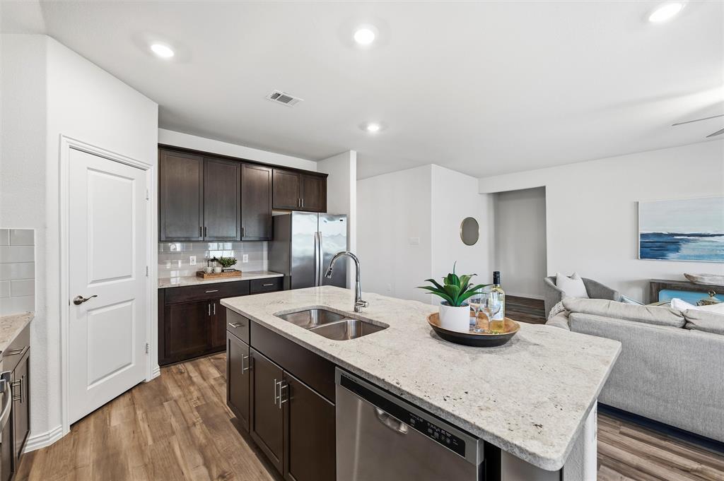 Ventana - Residential