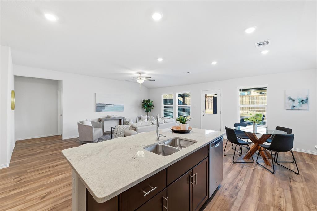 Ventana - Residential