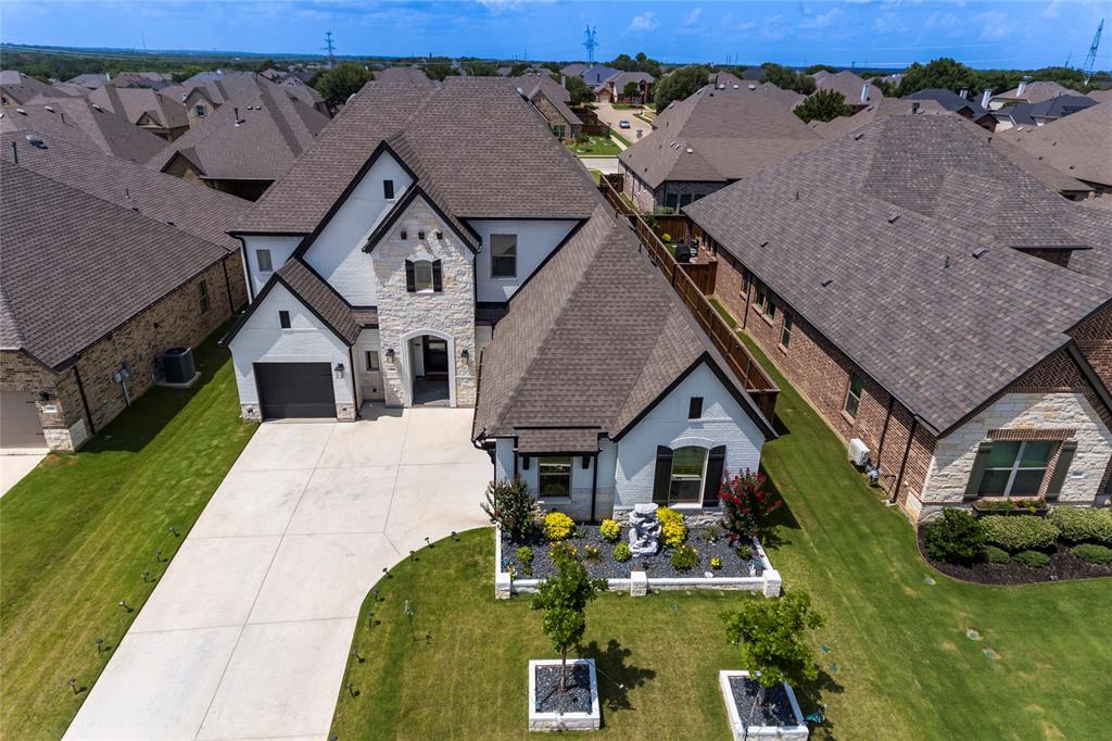 2806 Garrett Drive