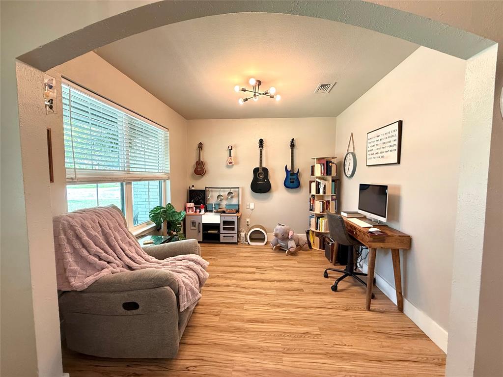 2501 Shady Grove Drive