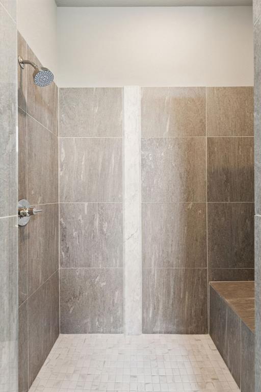 ROSELAND CONDOMINIUM - Residential Lease