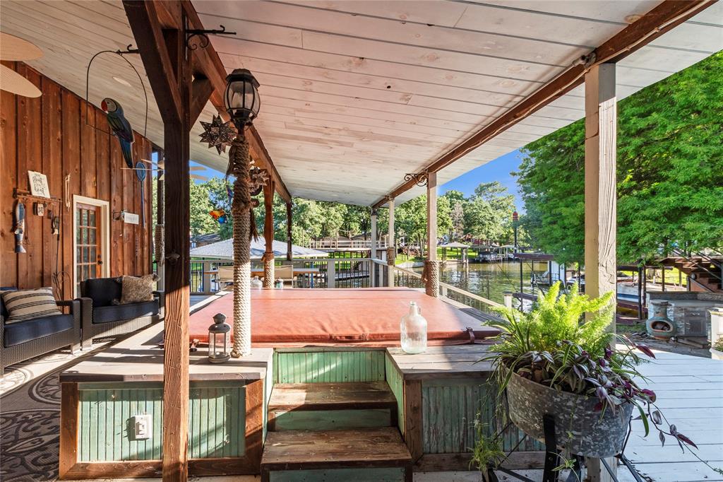 Island Oaks Sub - Residential