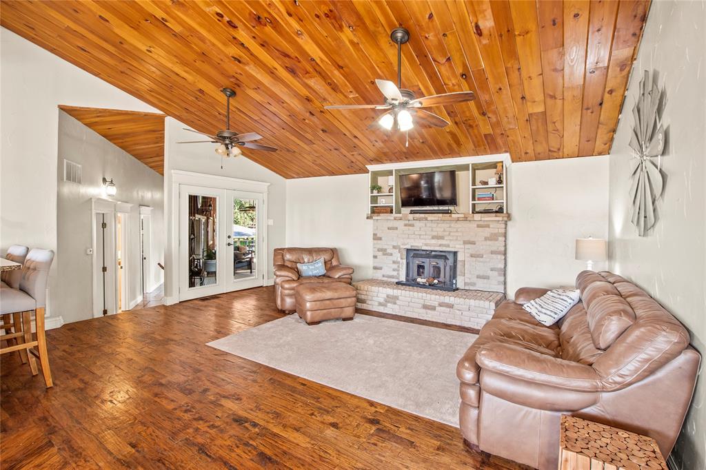 Island Oaks Sub - Residential