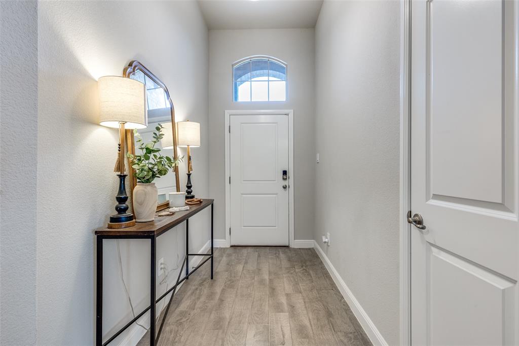 2209 Gill Star Drive