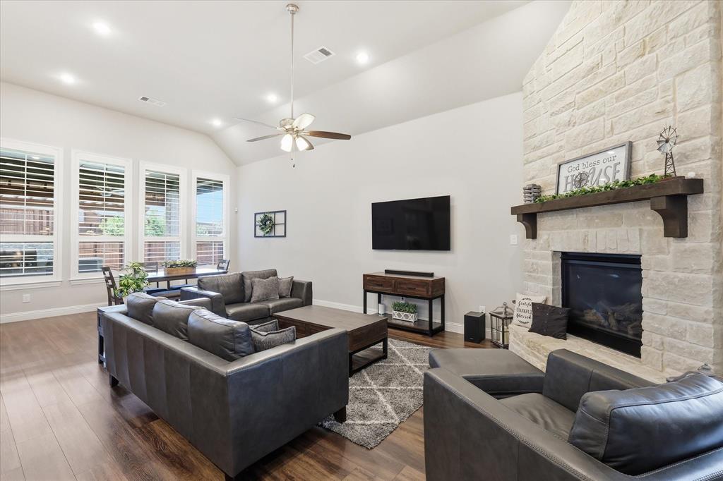 1208 Armadillo Trail