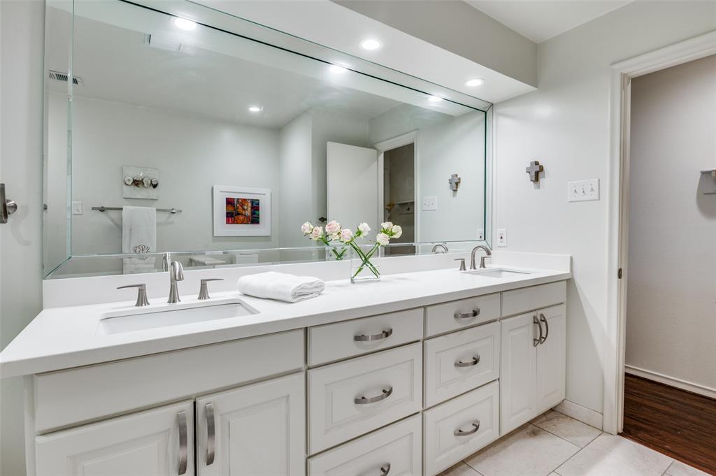 Carriage Square Duplex - Residential