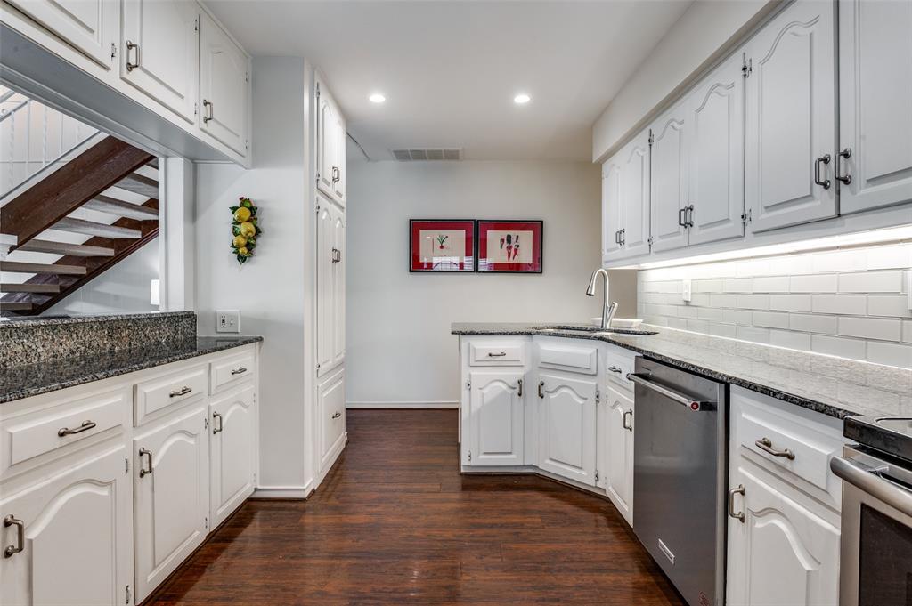 Carriage Square Duplex - Residential