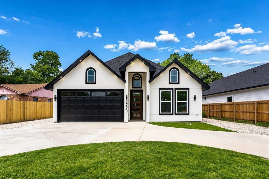 Stunning, Brand-New Modern Home! Move-in ready and conveniently located near Downtown Dallas and the Bishop Arts District, with easy access to top dining, shopping, and entertainment. This home features 4 bedrooms and 3 full baths, offering a functional and flexible layout. The open-concept design includes tall ceilings and large windows that provide abundant natural light. The modern kitchen is equipped with stainless steel appliances, including a stove, dishwasher, and microwave, and flows seamlessly into the living and dining areas, ideal for everyday living and entertaining. The primary suite includes a spacious bedroom, en-suite bath with double sinks, and a walk-in closet. Two additional full baths provide added convenience for guests or household members. Enjoy a covered back porch and a generously sized backyard. Situated on almost half an acre, this property offers plenty of outdoor space and flexibility. Rear-entry access through the back alley adds convenience and enhances curb appeal. No HOA and no income restrictions. 10-year structural warranty included. Schedule your showing today.