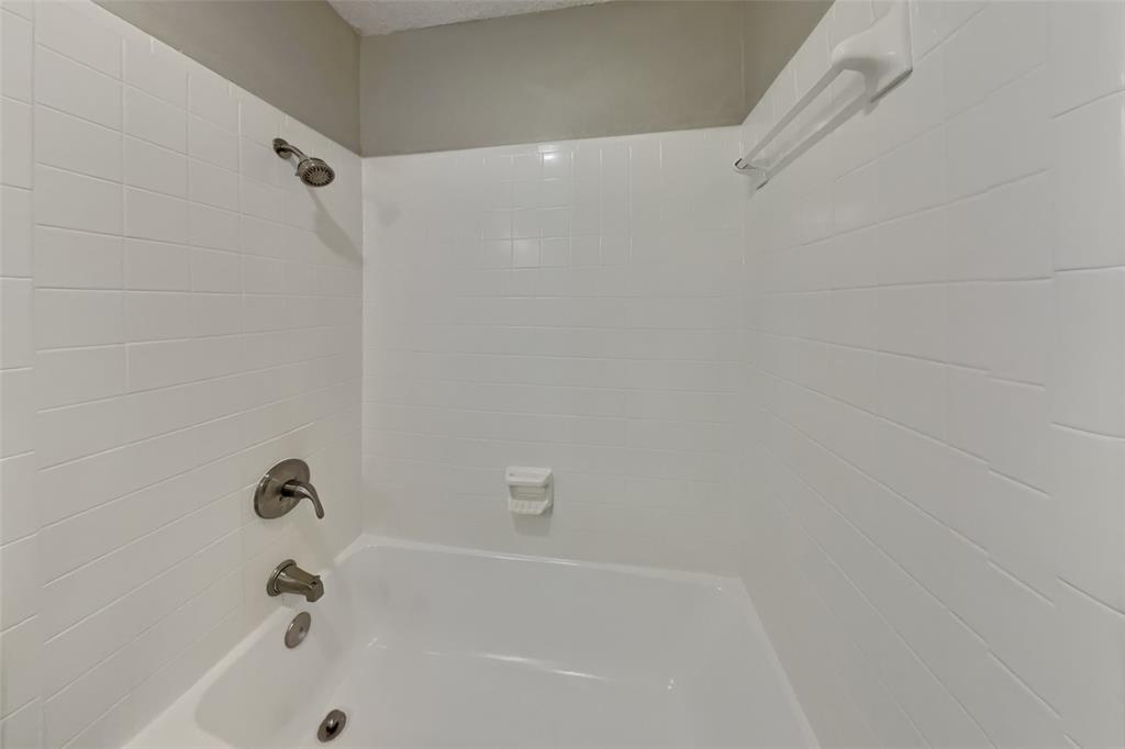 Leeds Add - Residential Lease