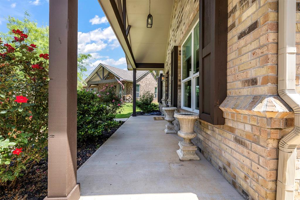 2513 Christine Drive