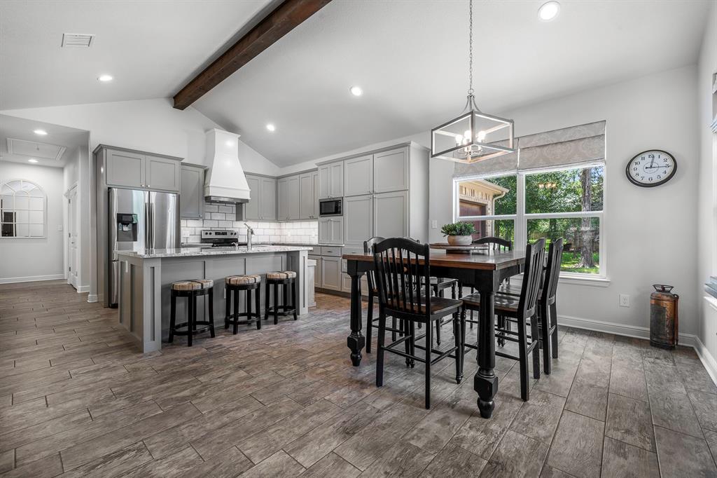 2513 Christine Drive