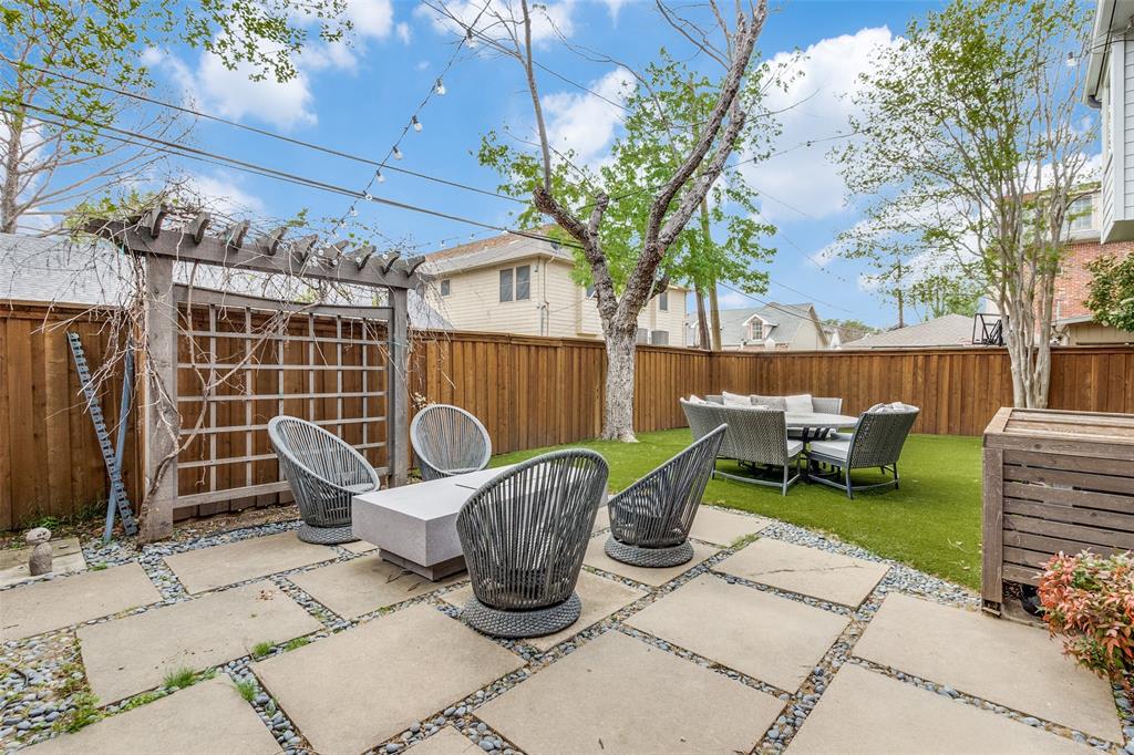 Granada Place - Residential