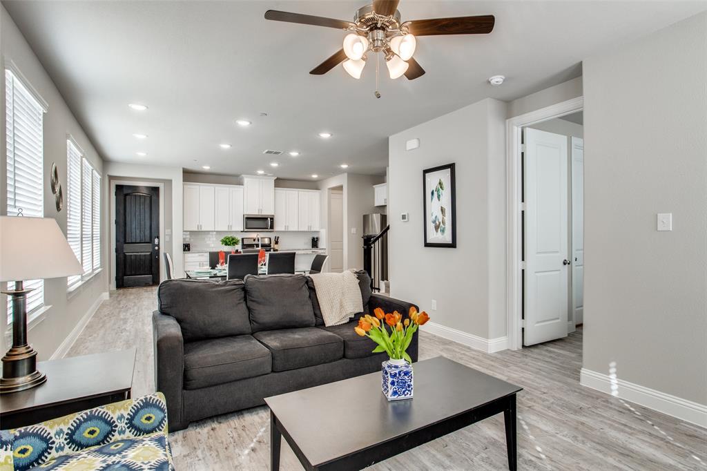 Huntington Villas - Residential