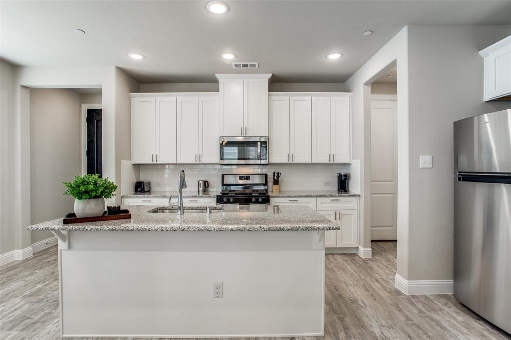 Huntington Villas - Residential