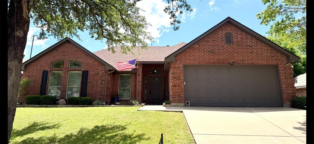 124 Parkwood Court