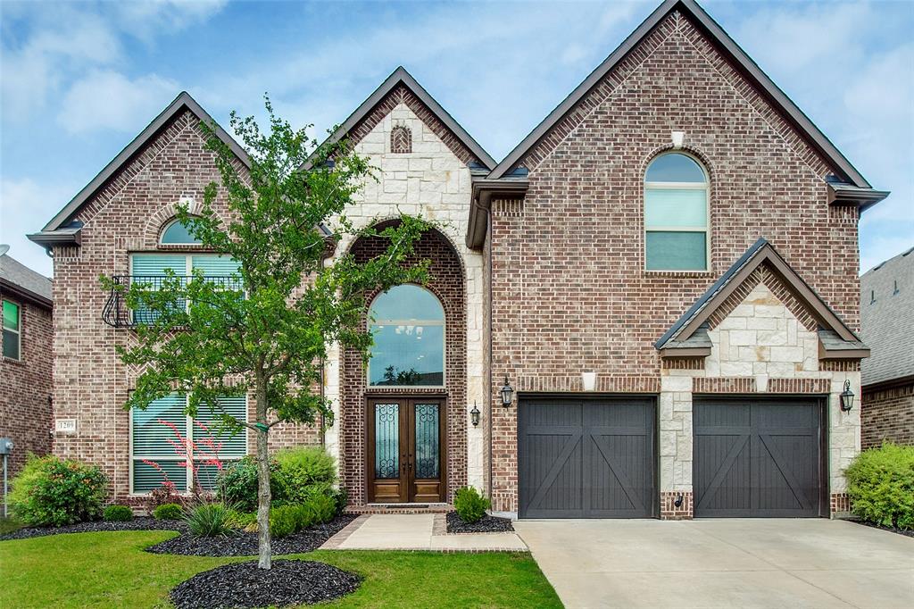 1209 Summer Lane