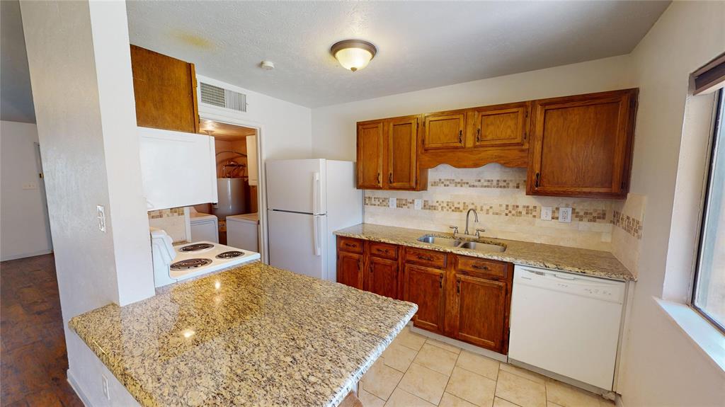 1314 Woodland Court