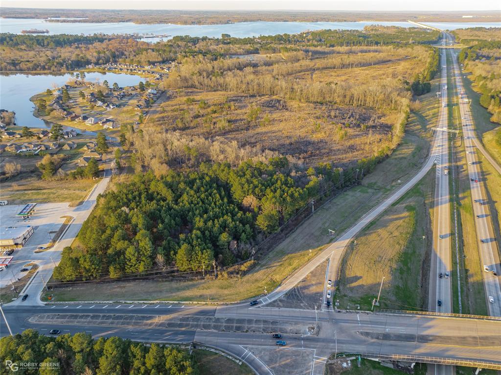 That Pt Of Lea Sub - Commercial Sale