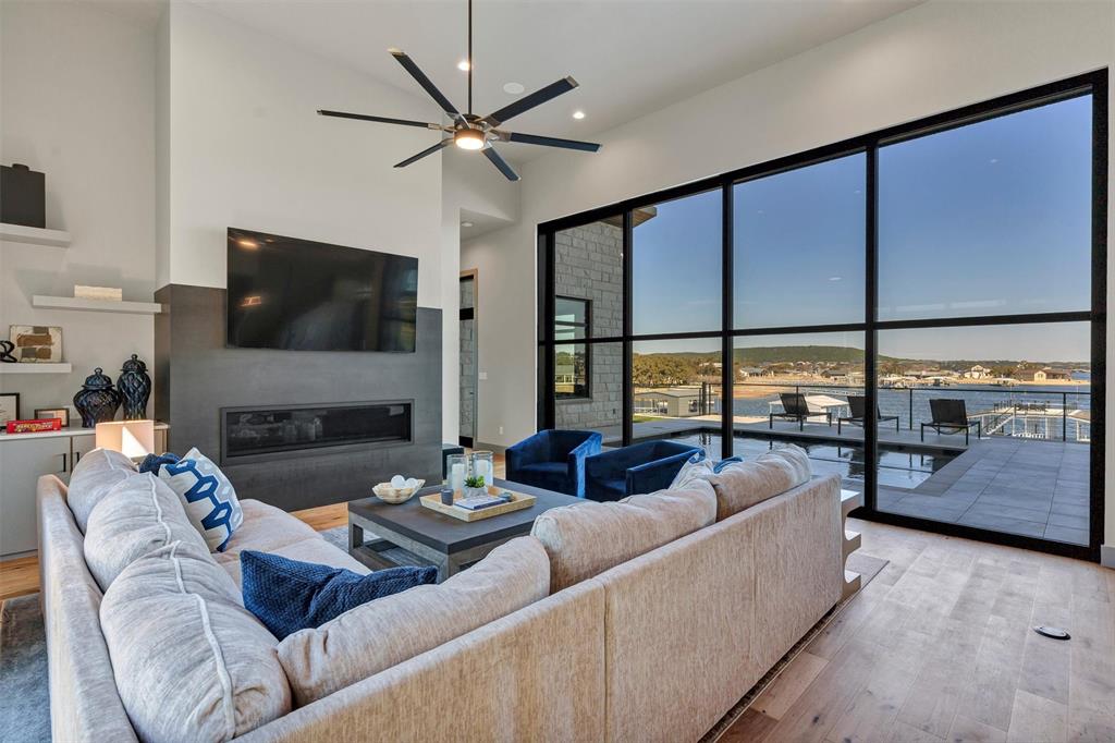 Gaines Bend - Residential