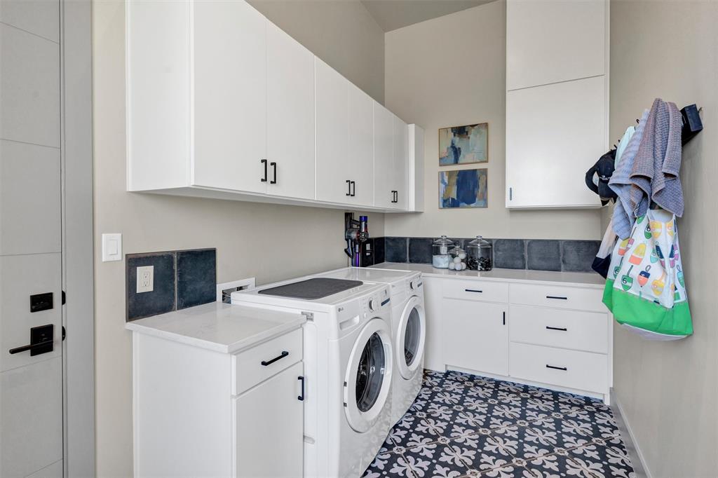 Gaines Bend - Residential