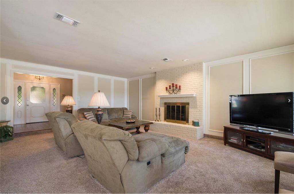 2800 La Quinta Drive