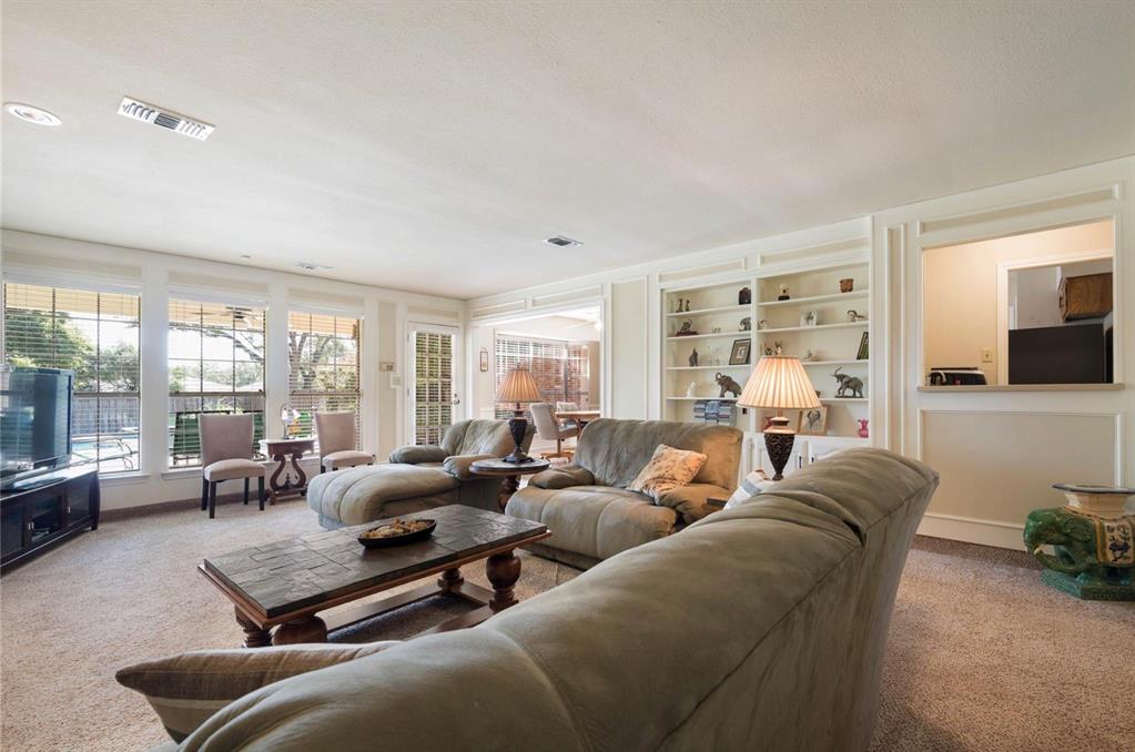 2800 La Quinta Drive