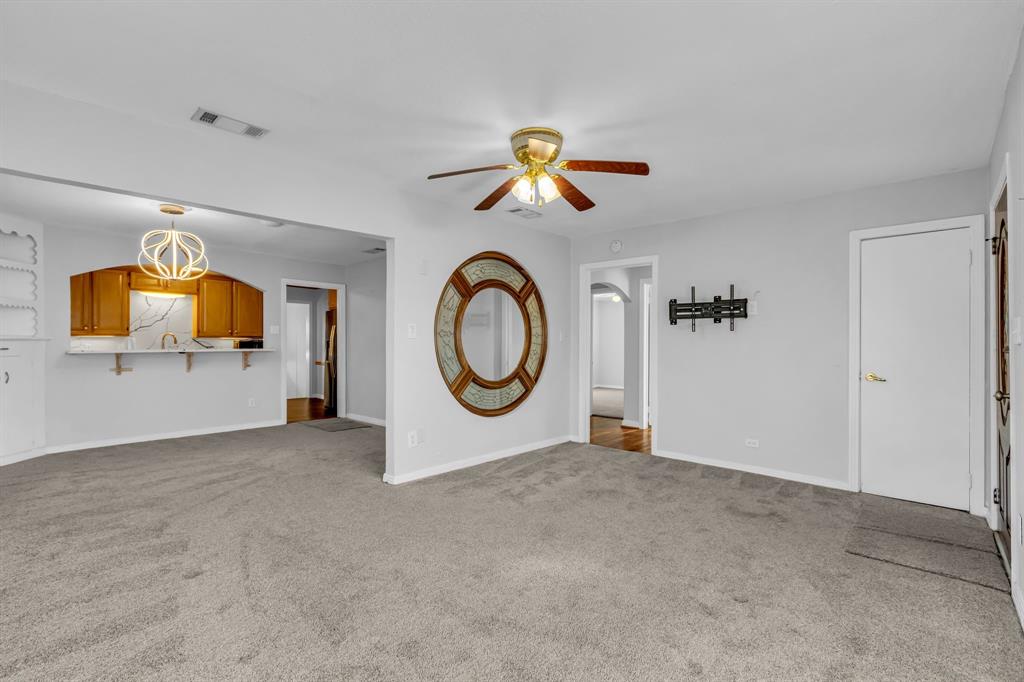 304 N Jackson Avenue