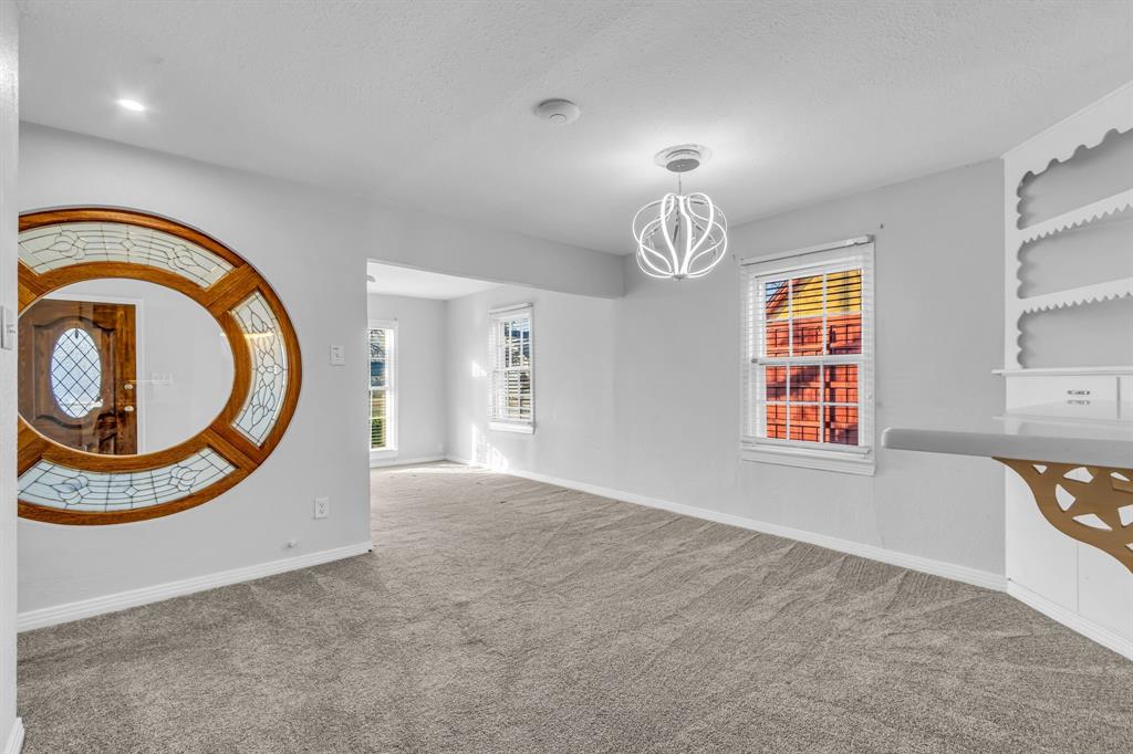 304 N Jackson Avenue