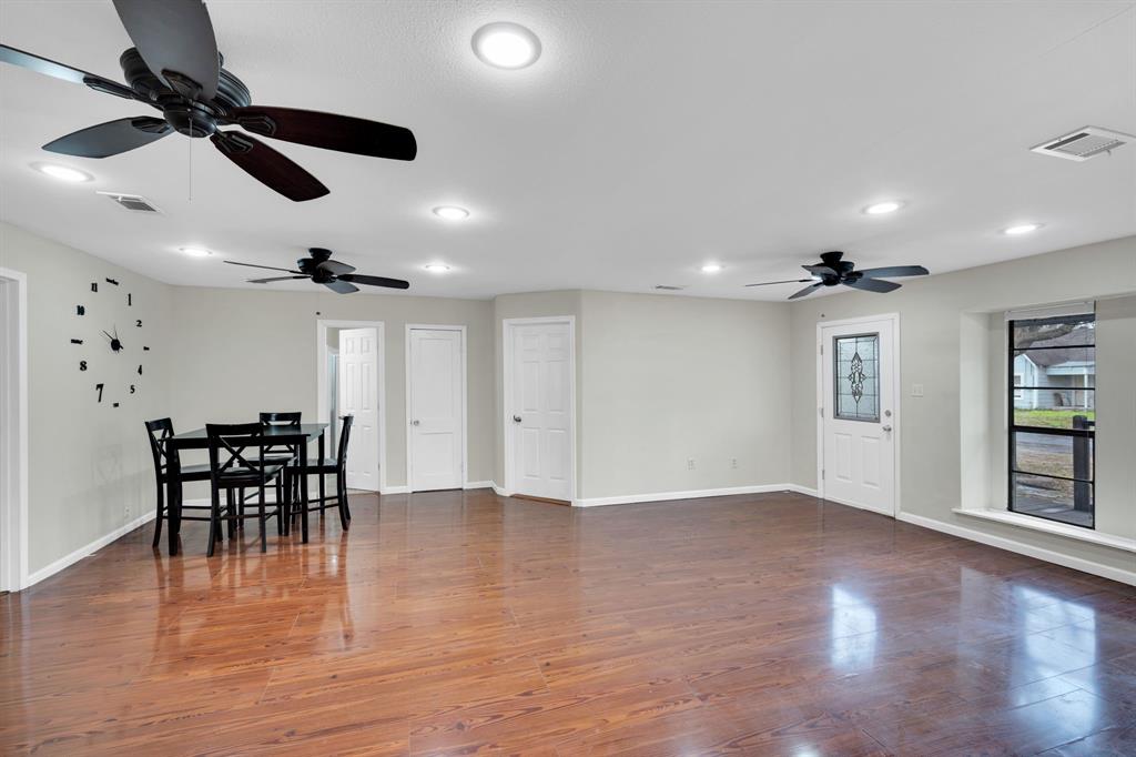 Ennis-Dvv - Residential