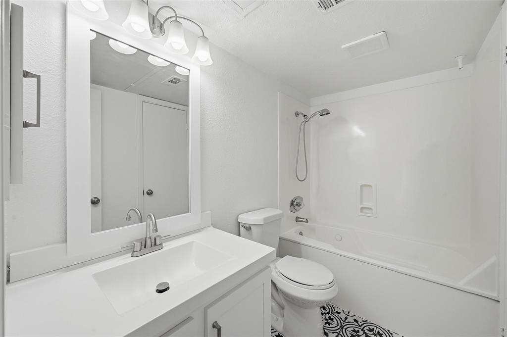 TERRACE HEIGHTS CONDOMINIUMS TERRACE - Residential