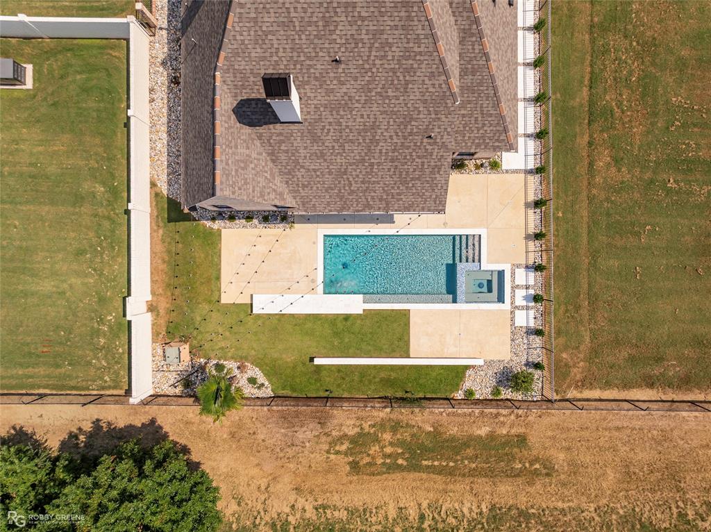 ESPLANADE - Residential