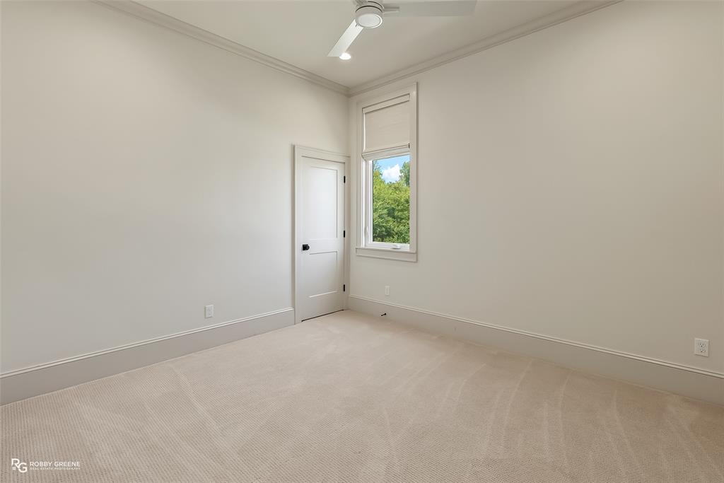 ESPLANADE - Residential