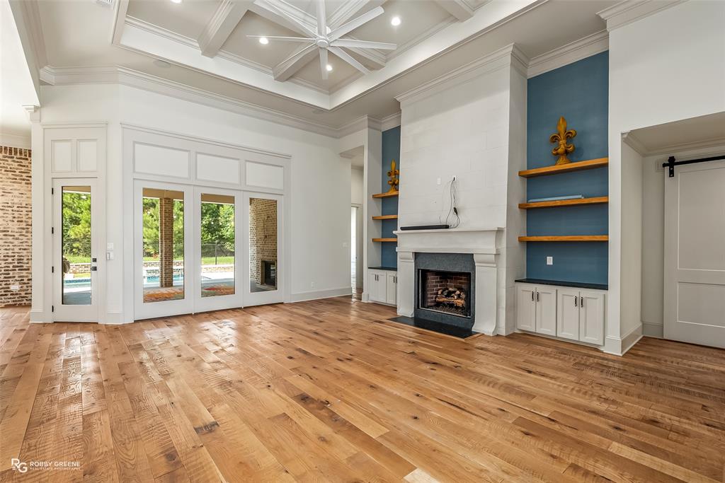 ESPLANADE - Residential