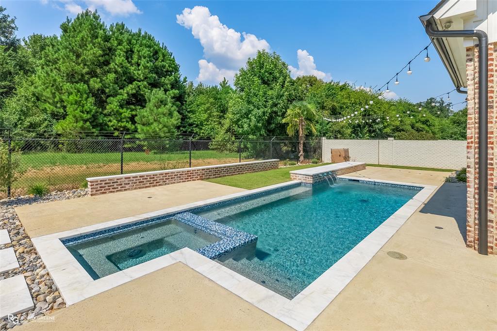 ESPLANADE - Residential