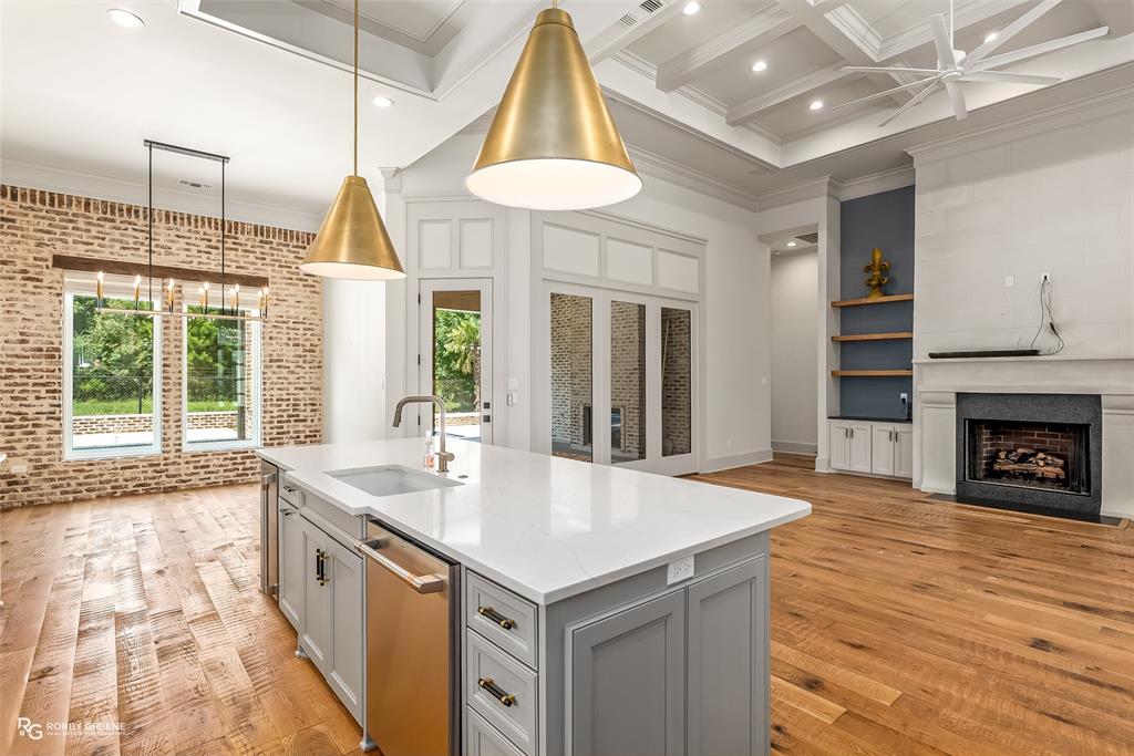 ESPLANADE - Residential